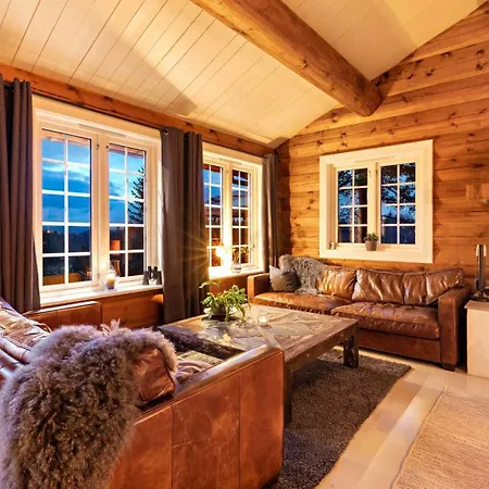 Holiday home Luxurious And Modern Log Cabin Close To Nature Lislevatn