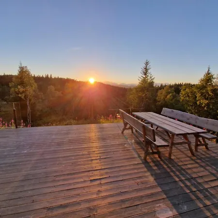 Luxurious And Modern Log Cabin Close To Nature * Lislevatn